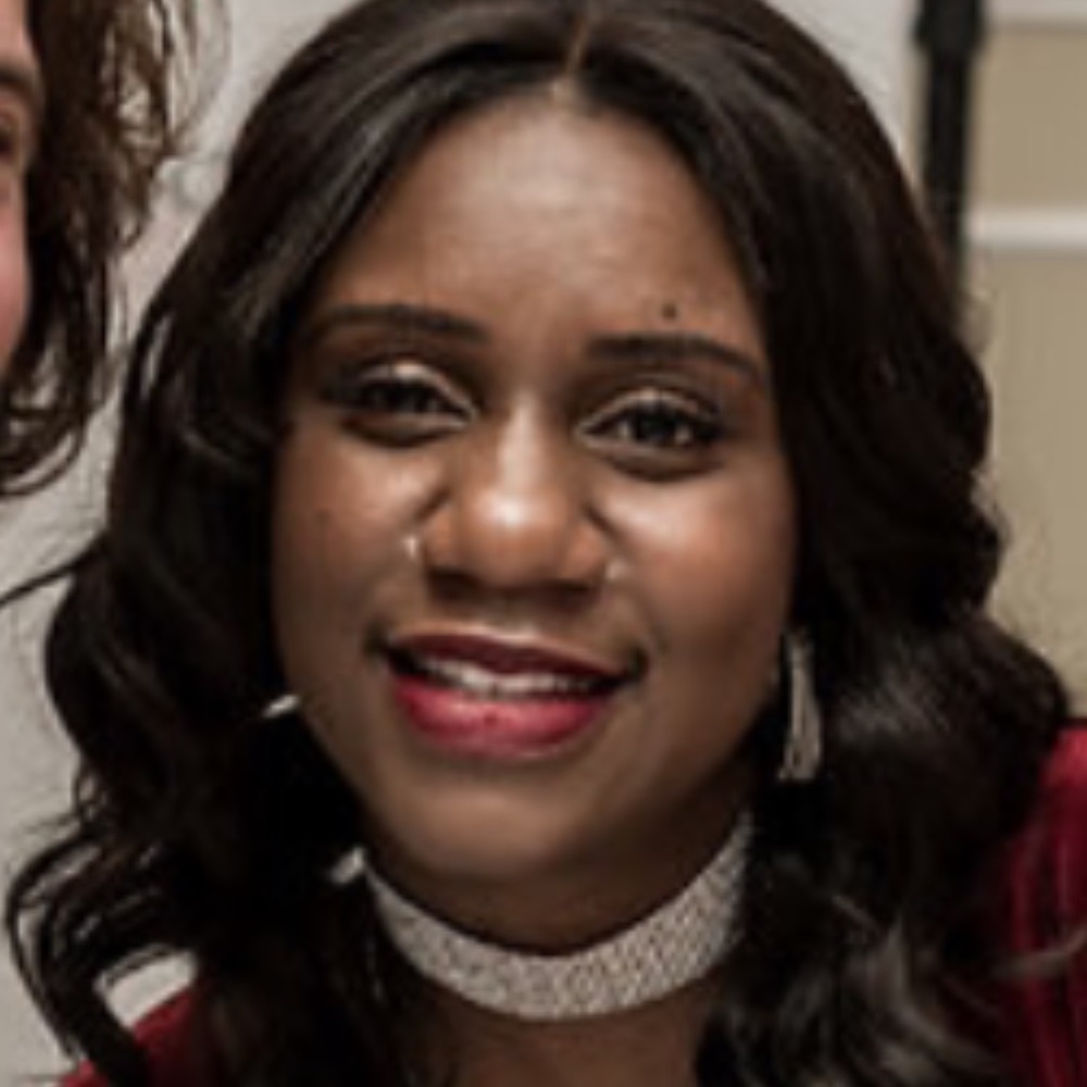 Meet your Posher, Annie